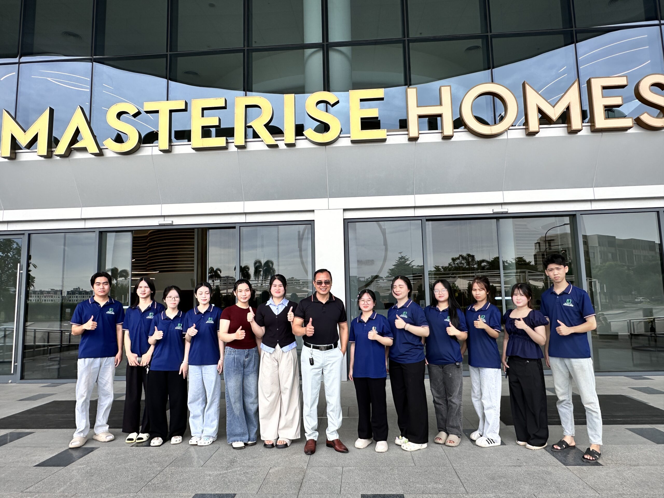 Đội ngủ nhân sự Caroland đi training dự án The Global City